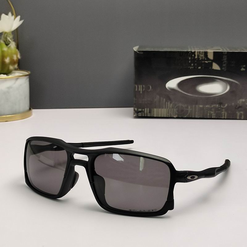 Oakley Glasses (740)